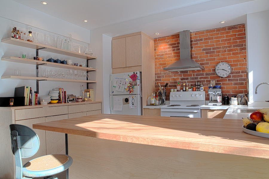 Cuisine ouverte et aérée dans la Petite Italie. © Cuisines Multiplex