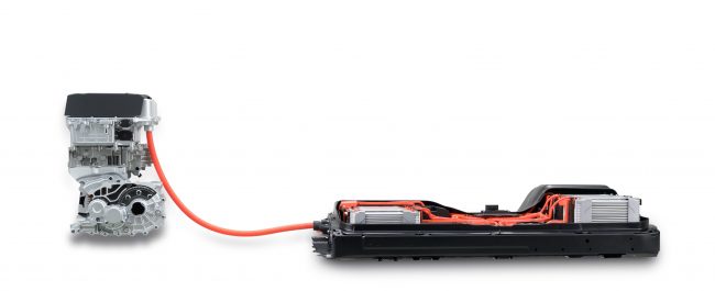 Batterie et moteur de la Leaf EV. © Nissan