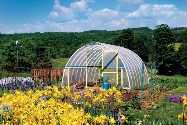 Des serres et solariums pour étirer la saison horticole (réservé)